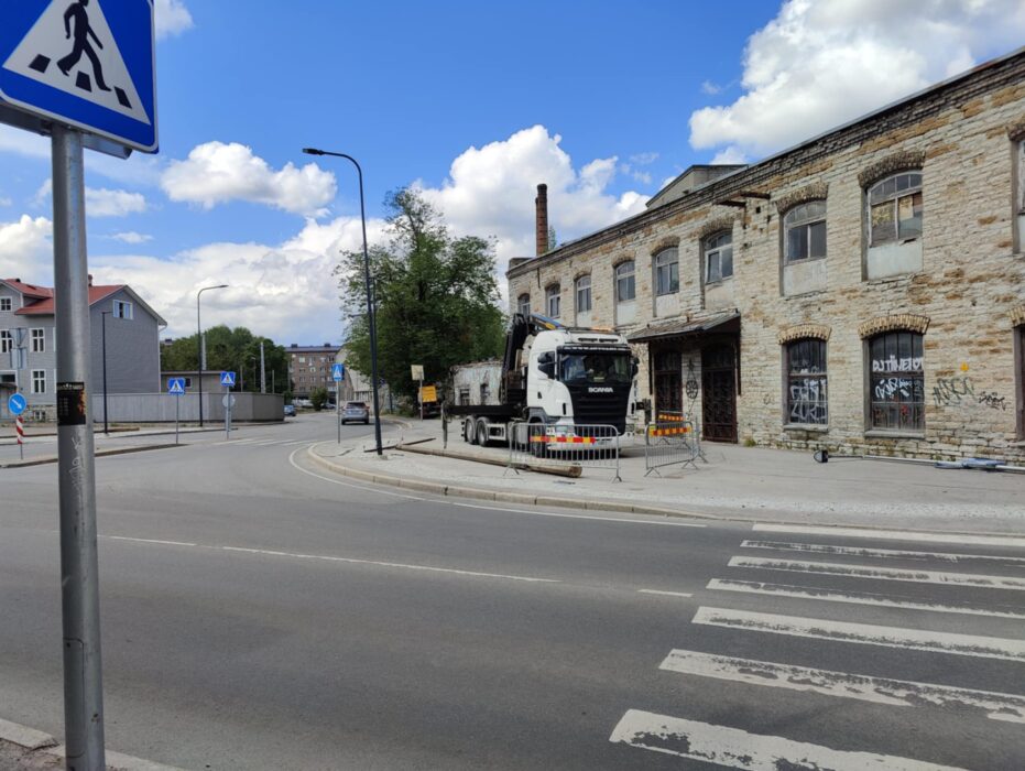 Puksiirabi, K&auml;ivitusabi, Remondiabi -Tallinnas ja &uuml;le Eesti